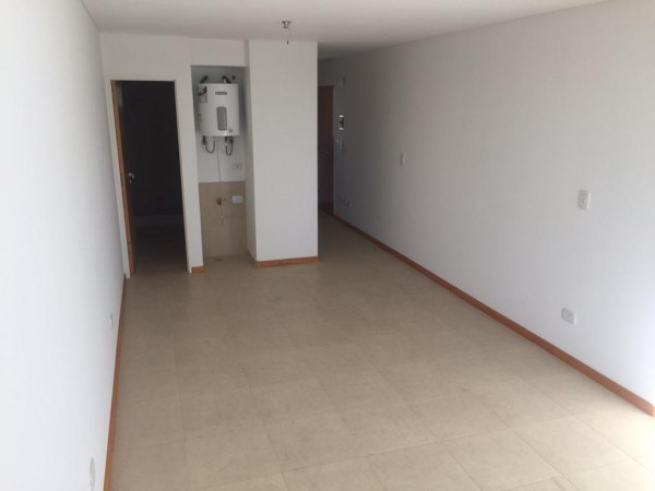 DEPARTAMENTO EN VENTA - LAGOS 938 