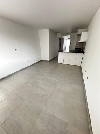 MONOAMBIENTE EN VENTA - San Juan 3600