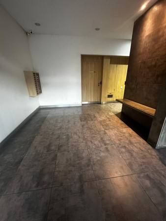 DEPARTAMENTO EN VENTA SEMI PISO - ZEBALLOS 257