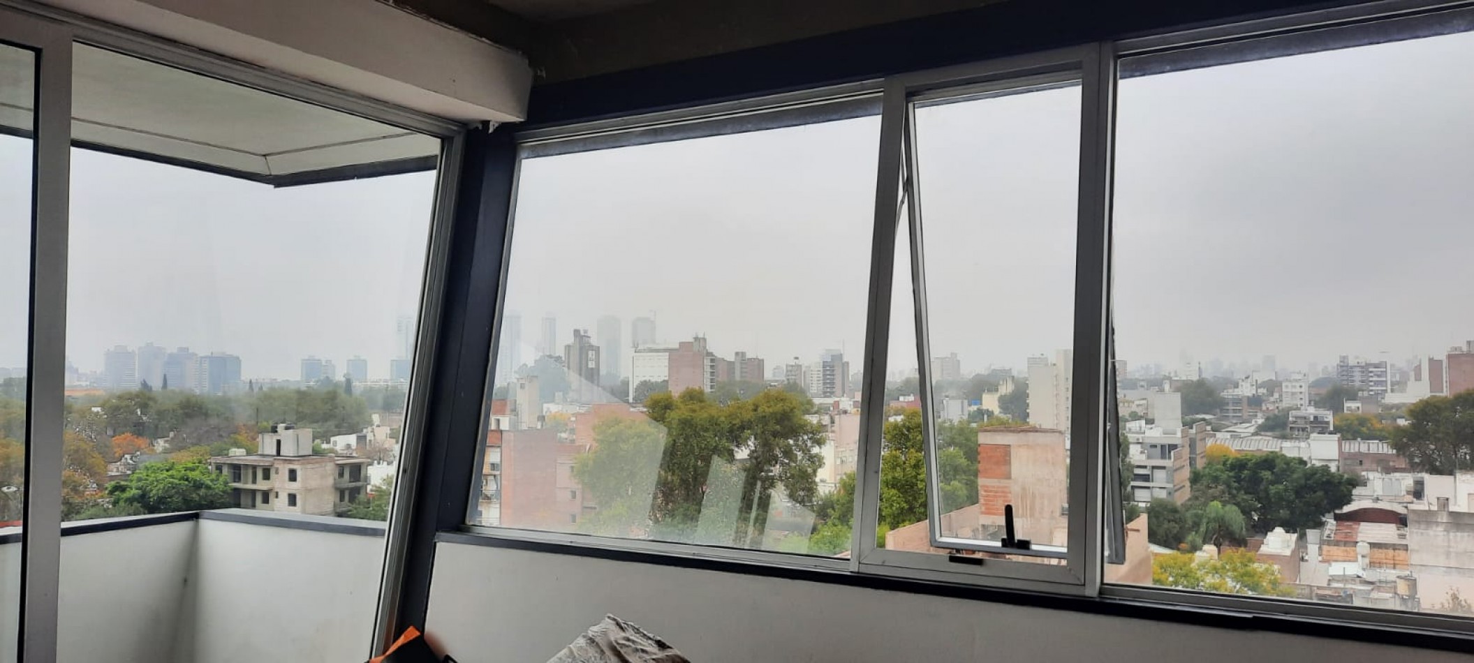 Alquiler | 2 dormitorios con cochera | Urquiza 3952