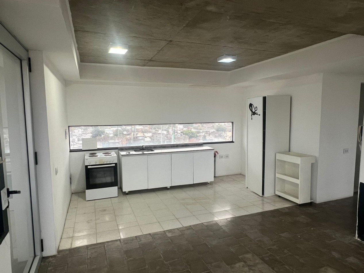 Alquiler | 2 dormitorios con cochera | Urquiza 3952