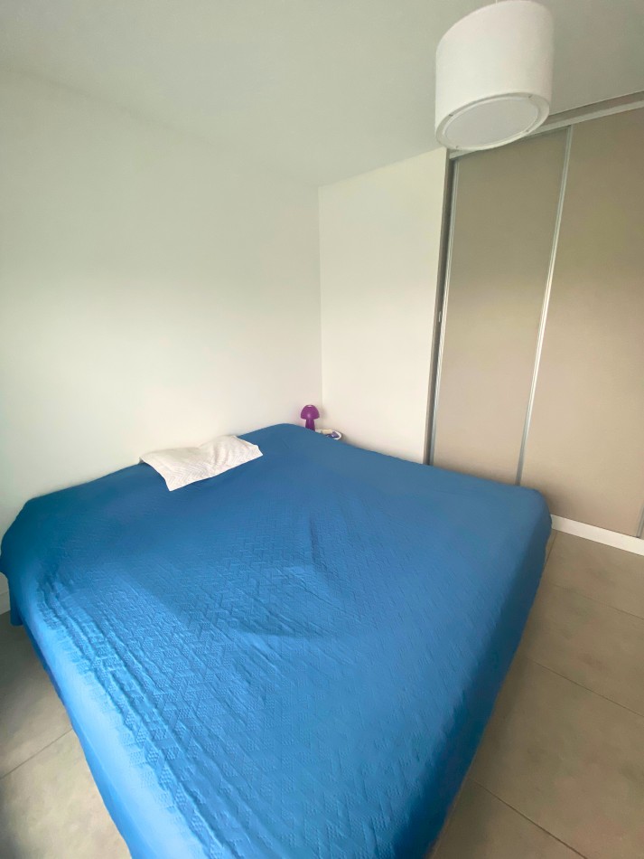 Venta | 2 dormitorios con balcon y cochera | Ov Lagos 1141