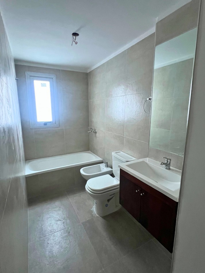 Venta | 1 Dormitorio con Balcon | Suipacha 819