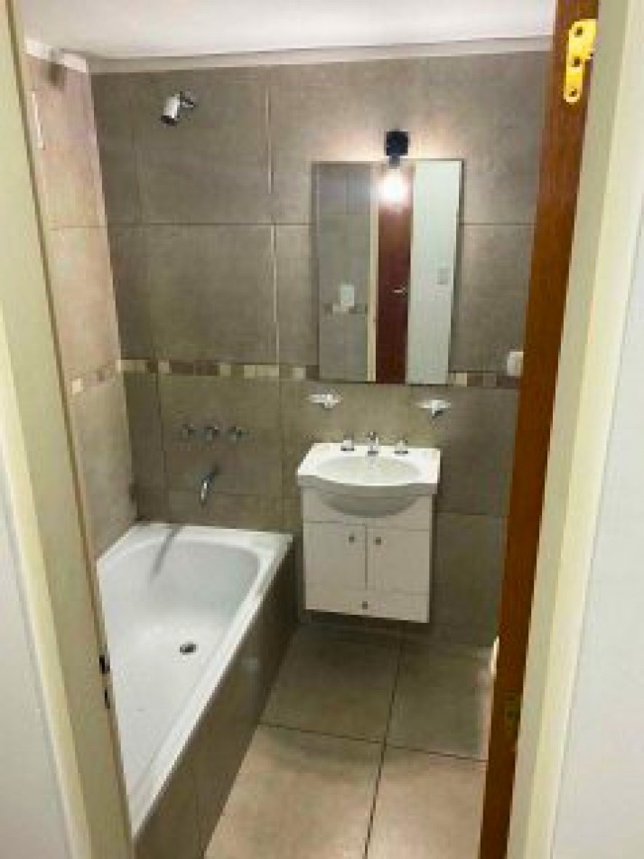 Alquiler | 1 Dormitorio | Mendoza 2138