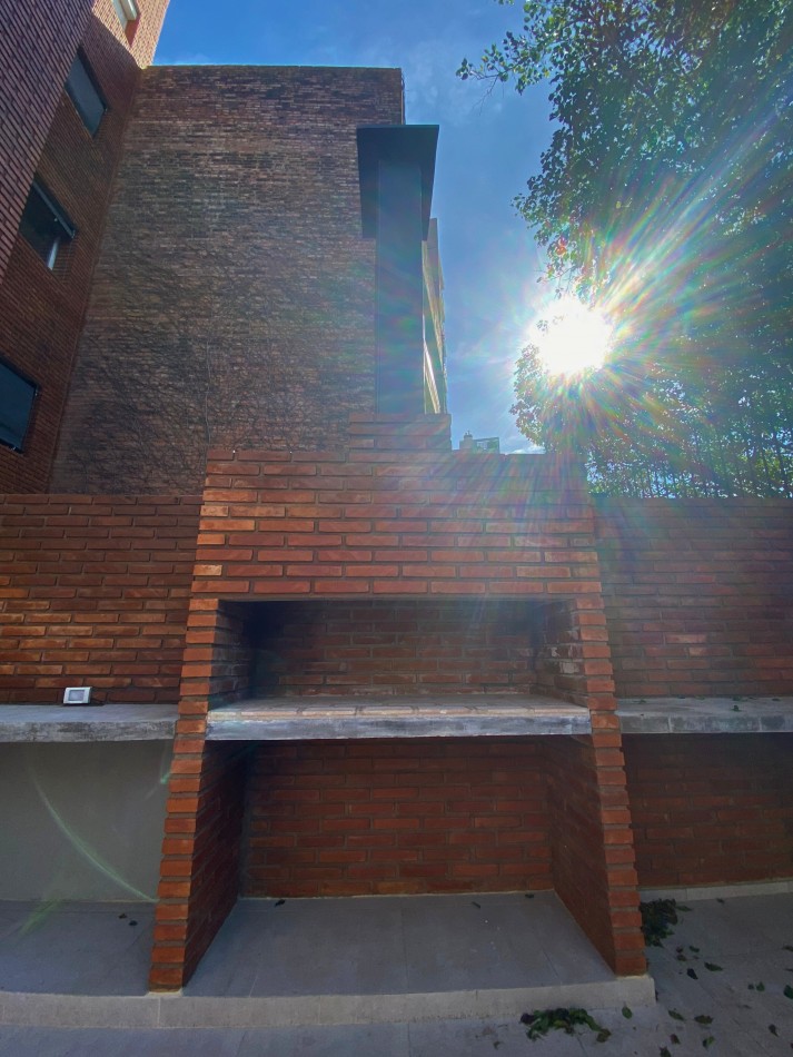 Venta | Departamento 1 Dormitorio con Enorme Patio Exclusivo con Parrillero | Ov Lagos 1269