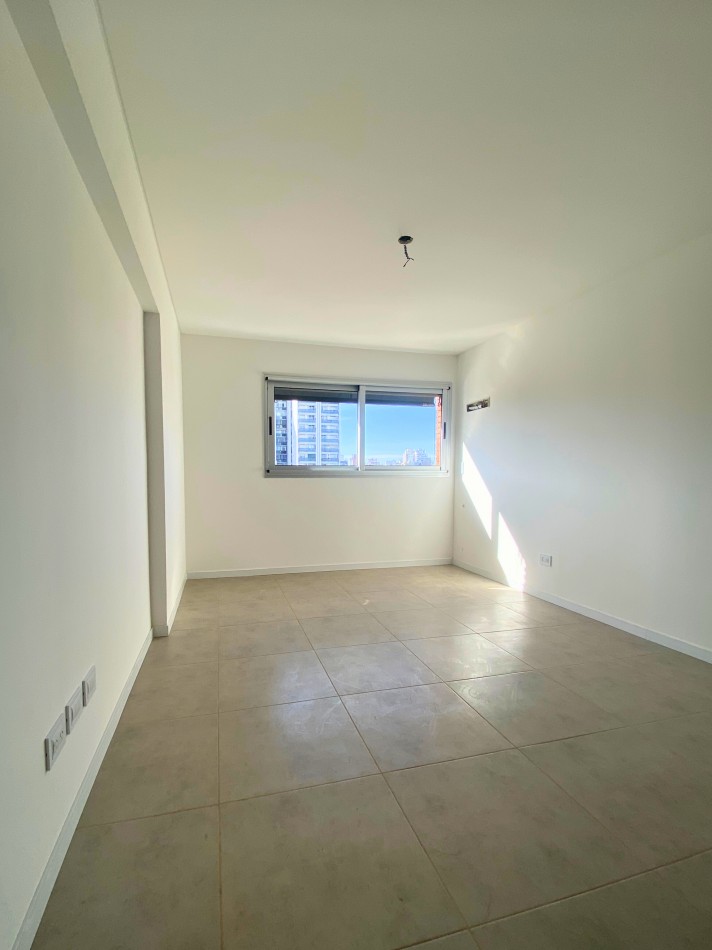 Venta | Semipiso 2 Dormitorios con Balcon y Parrillero | Ov Lagos 1261