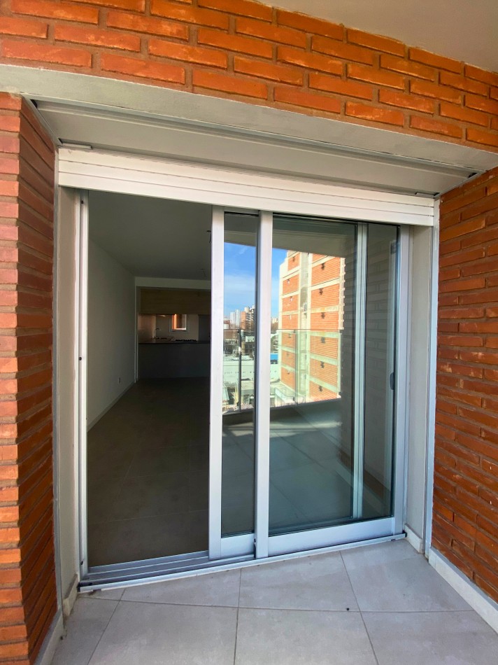 Venta | Semipiso 2 Dormitorios con Balcon y Parrillero | Ov Lagos 1261