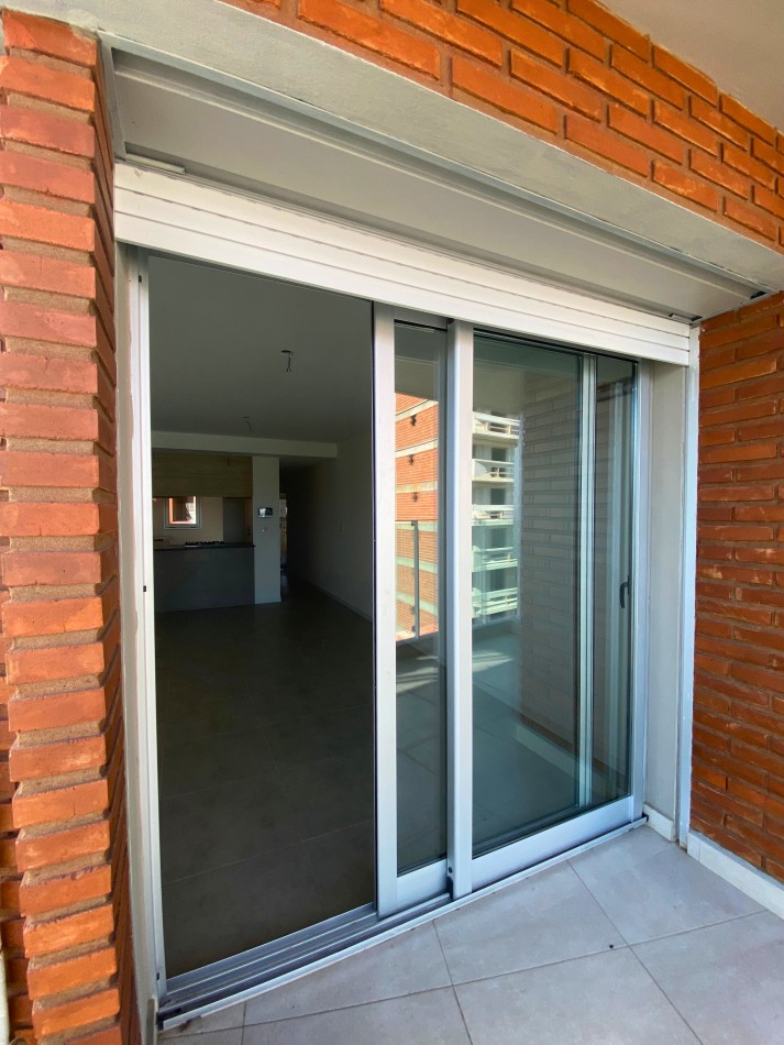 Venta | Semipiso 2 Dormitorios con Balcon y Parrillero | Ov Lagos 1261