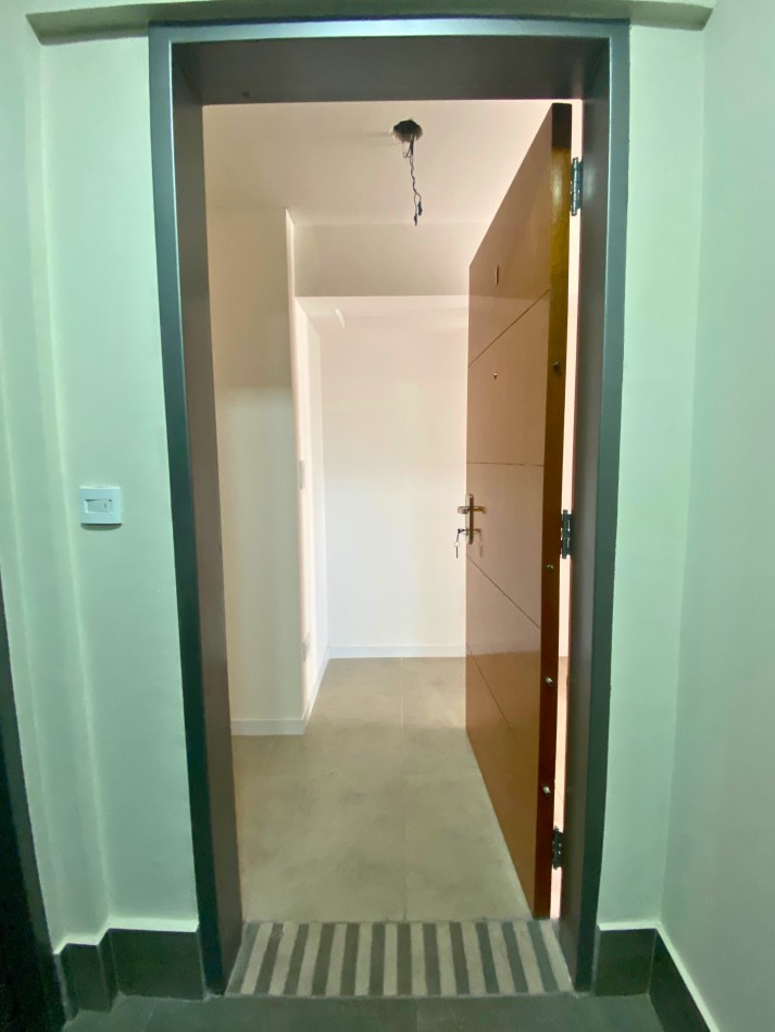 Venta | Semipiso 2 Dormitorios con Balcon y Parrillero | Ov Lagos 1261