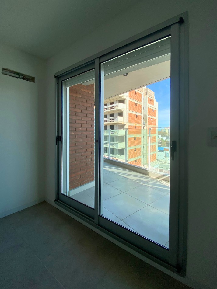 Venta | Semipiso 2 Dormitorios con Balcon y Parrillero | Ov Lagos 1261