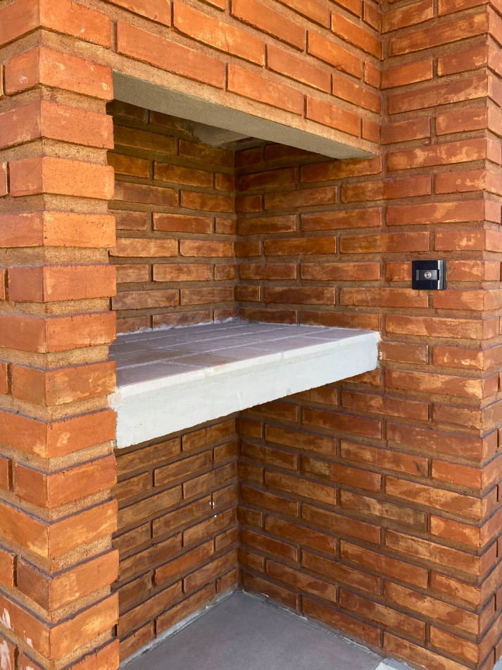 Venta | Semipiso 2 Dormitorios con Balcon y Parrillero | Ov Lagos 1261