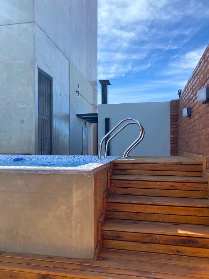 Venta | Semipiso 2 Dormitorios con Balcon y Parrillero | Ov Lagos 1261