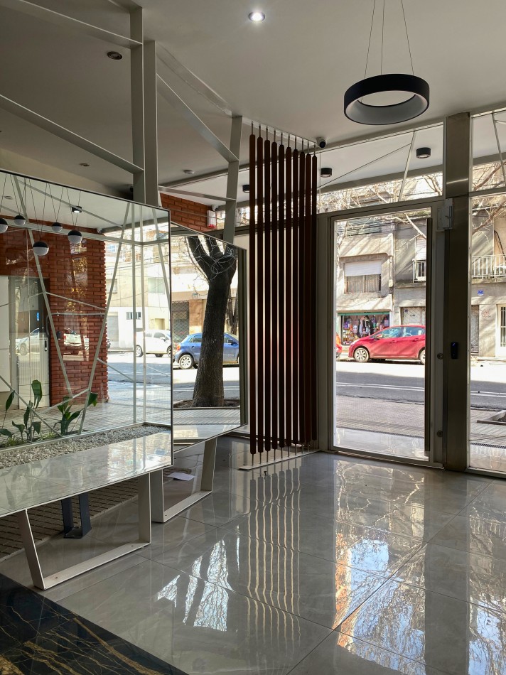 Venta | Semipiso 2 Dormitorios con Terraza y Parrillero | Ov Lagos 1261