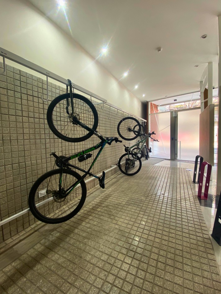 Venta | Semipiso 2 Dormitorios con Terraza y Parrillero | Ov Lagos 1261