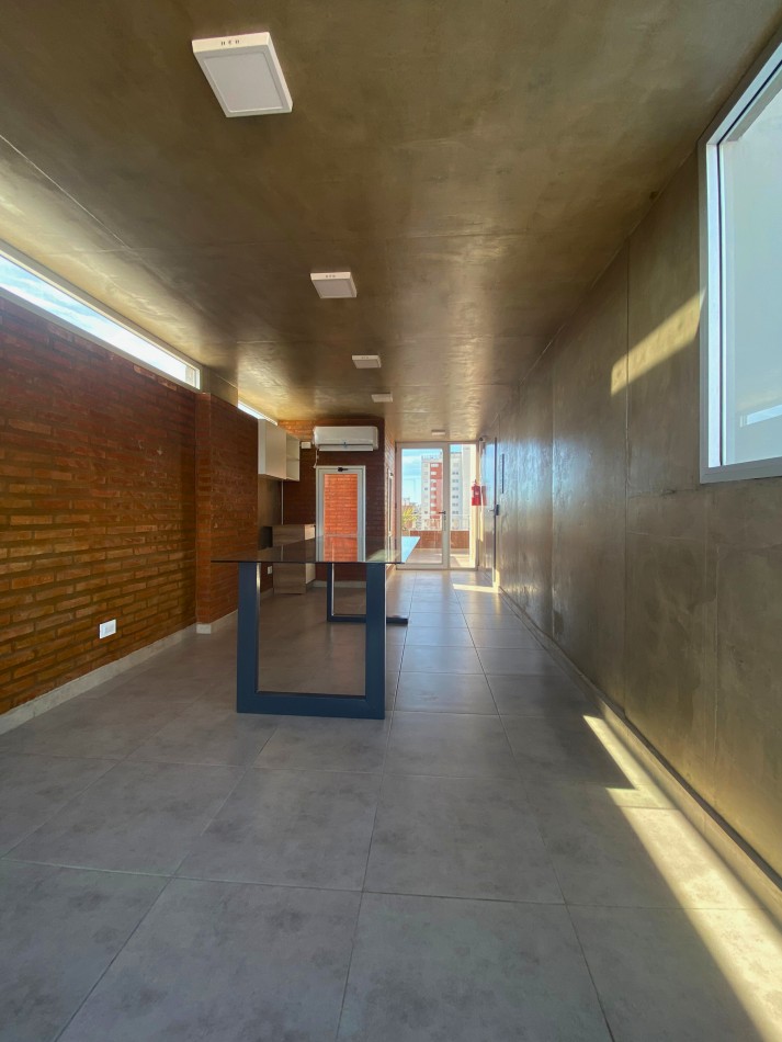 Venta | Semipiso 2 Dormitorios con Terraza y Parrillero | Ov Lagos 1261