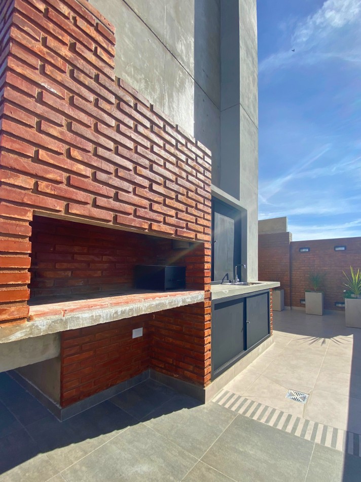 Venta | Semipiso 2 Dormitorios con Terraza y Parrillero | Ov Lagos 1261
