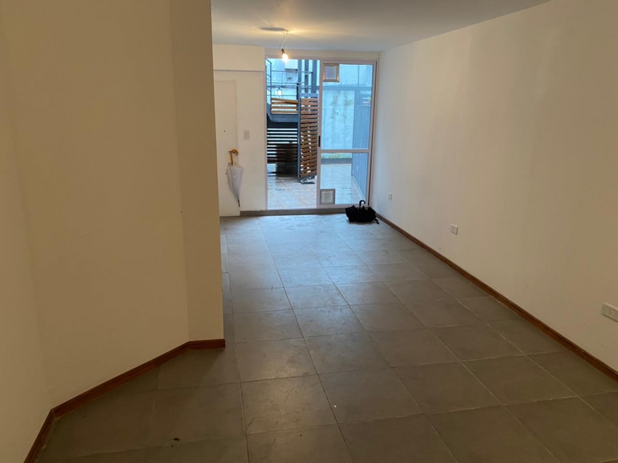 Alquiler | Monoambiente | Suipacha 700