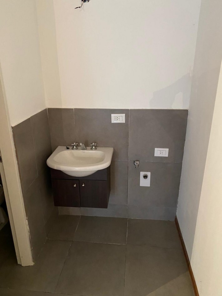 Alquiler | Monoambiente | Suipacha 700