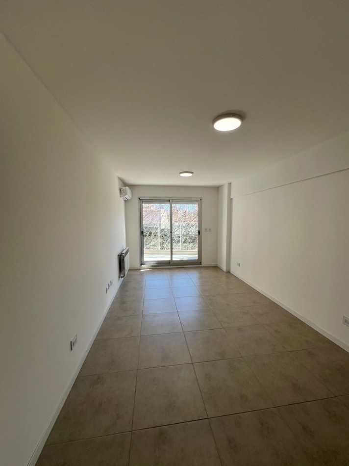 Alquiler | 1 Dormitorio con balcon y parrillero privado | Ov Lagos 1200