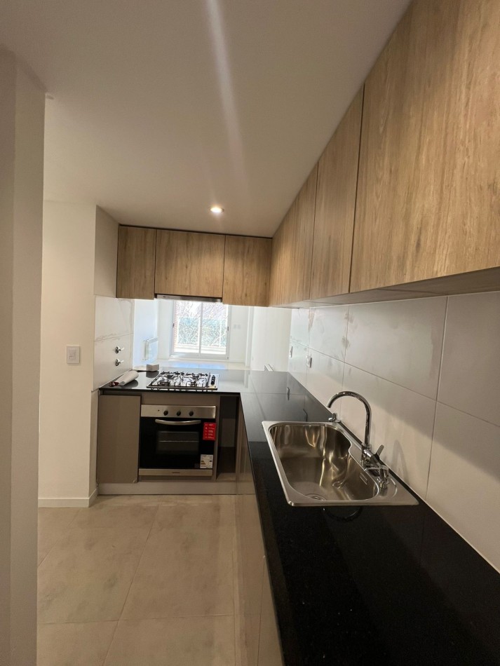 Alquiler | 1 Dormitorio con balcon y parrillero privado | Ov Lagos 1200