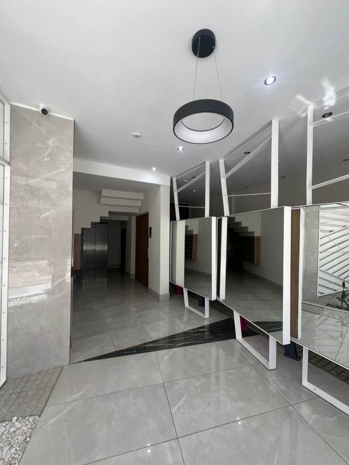 Alquiler | 1 Dormitorio con balcon y parrillero privado | Ov Lagos 1200