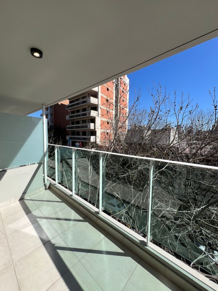 Alquiler | 1 Dormitorio con balcon y parrillero privado | Ov Lagos 1200