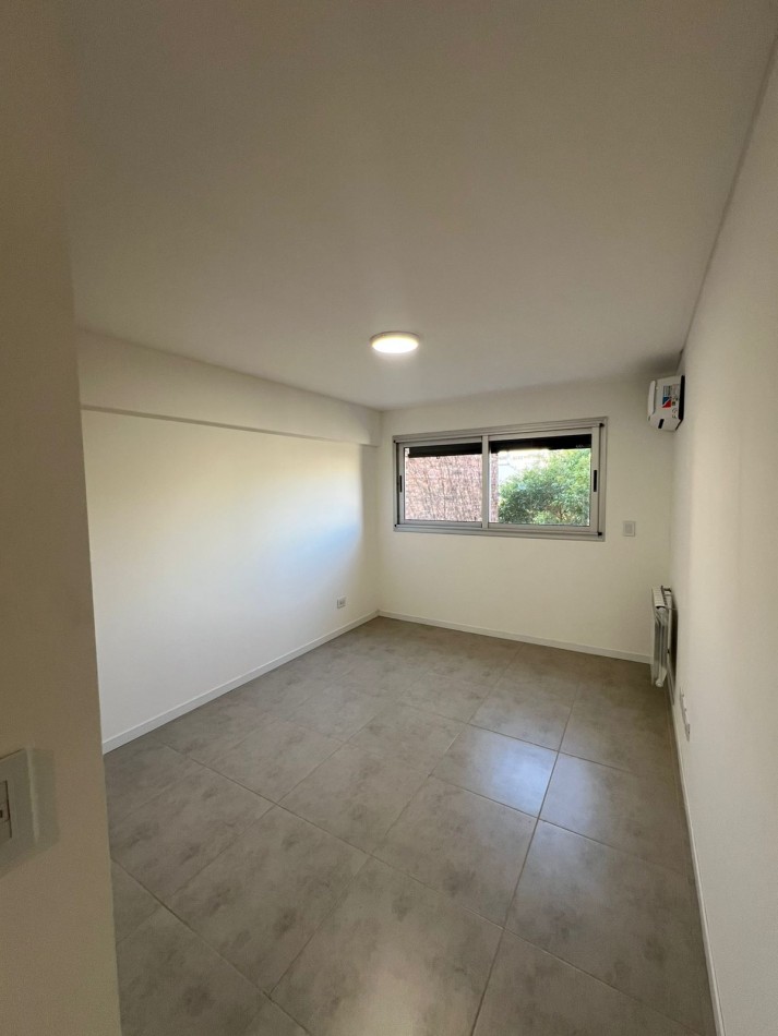 Alquiler | 1 Dormitorio con balcon y parrillero privado | Ov Lagos 1200