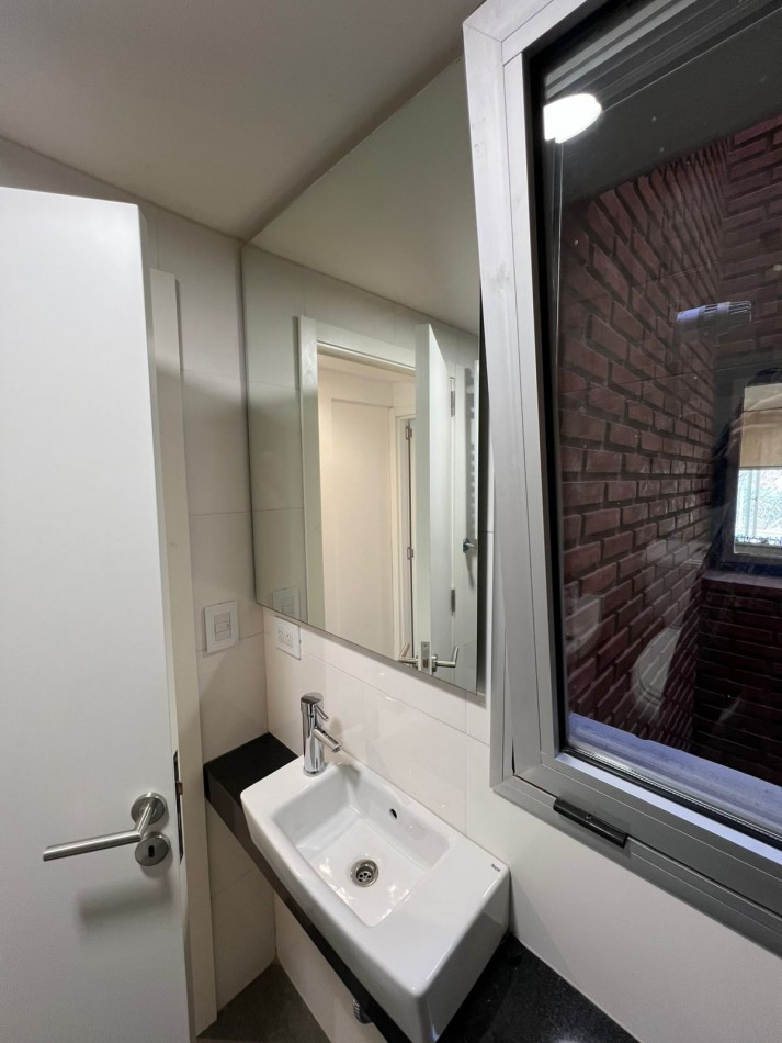 Alquiler | 1 Dormitorio con balcon y parrillero privado | Ov Lagos 1200
