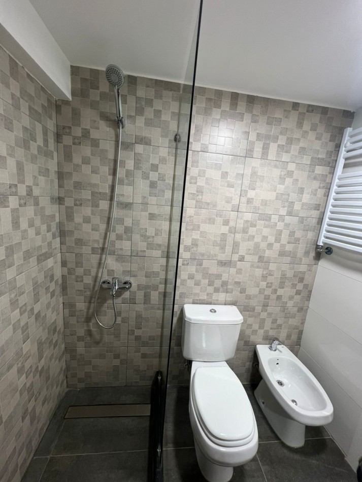 Alquiler | 1 Dormitorio con balcon y parrillero privado | Ov Lagos 1200