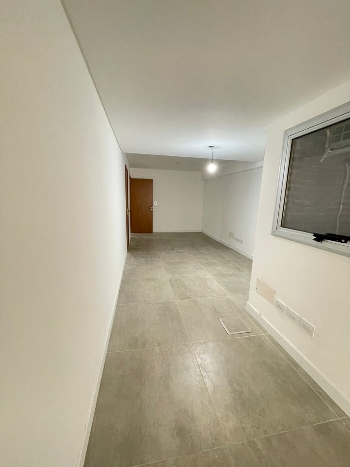 Alquiler | Oficinas con patio | Av Pellegrini 2618