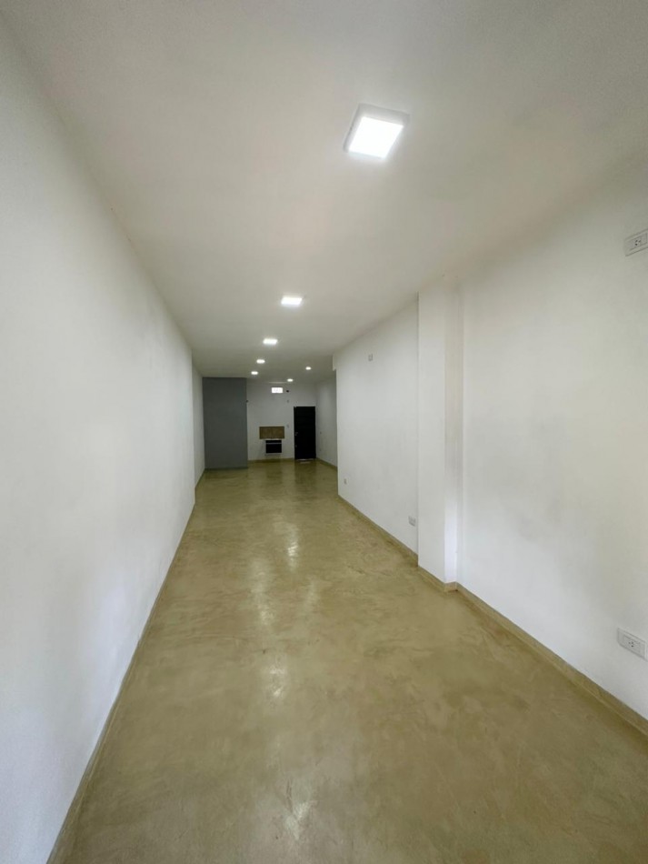Alquiler | Local Comercial | Pcias Unidas 100