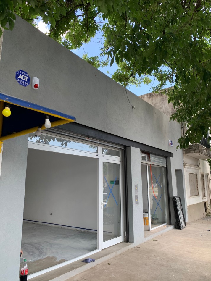 Alquiler | Local Comercial | Pcias Unidas 100