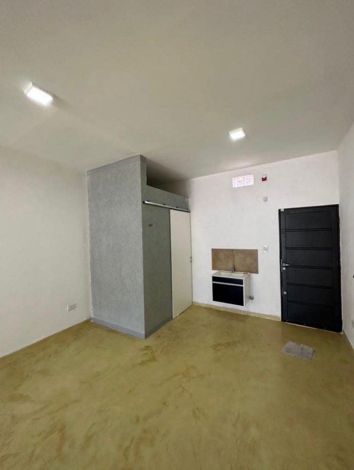 Alquiler | Local Comercial | Pcias Unidas 100