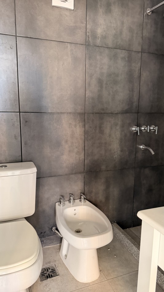 VENTA | MONOAMBIENTE | ZEBALLOS 2053