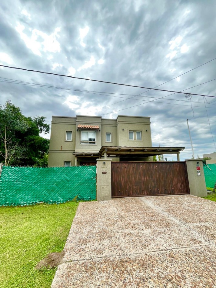 ALQUILER | CASA 3 HABITACIONES | SANTA COLOMA 9094