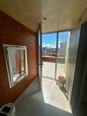 Venta | Semipiso 2 Dormitorios con Balcon y Parrillero | Ov Lagos 1261