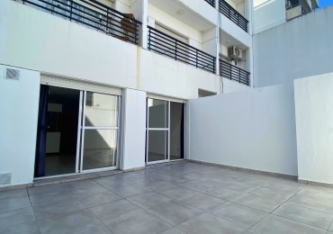 Venta | Departamento 1 Dormitorio con Enorme Patio Privado | Italia 1546