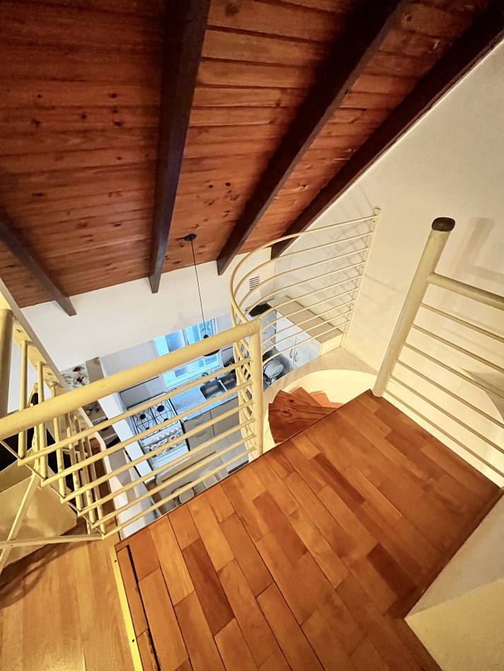 VENTA | 2 HABITACIONES + COMODIN | 3 DE FEBRERO 66