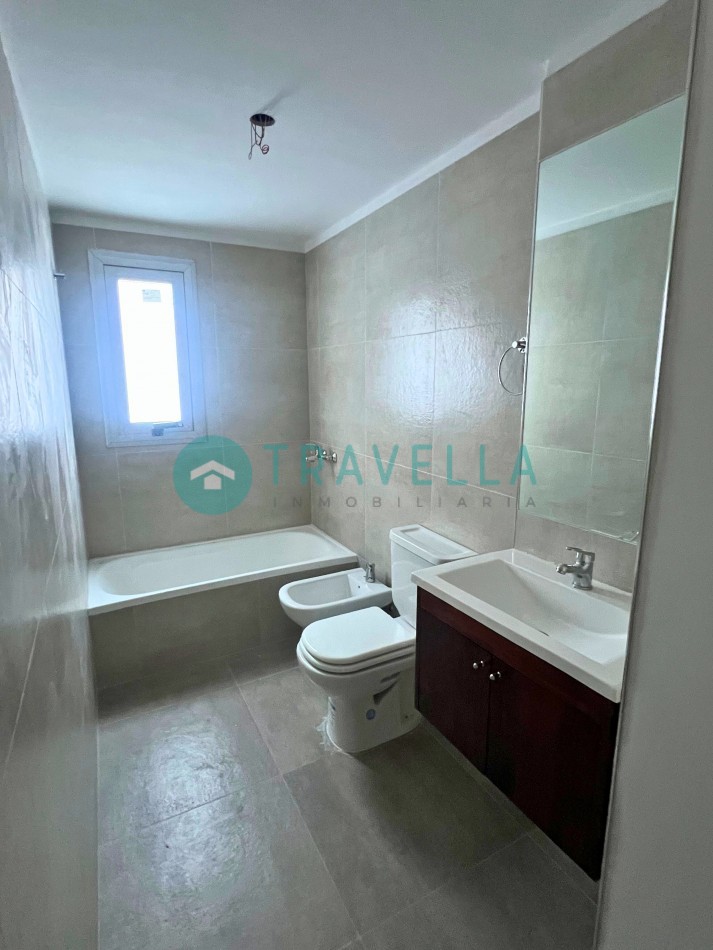 Oportunidad | 1 Dormitorio con Balcon en Venta | Suipacha 819