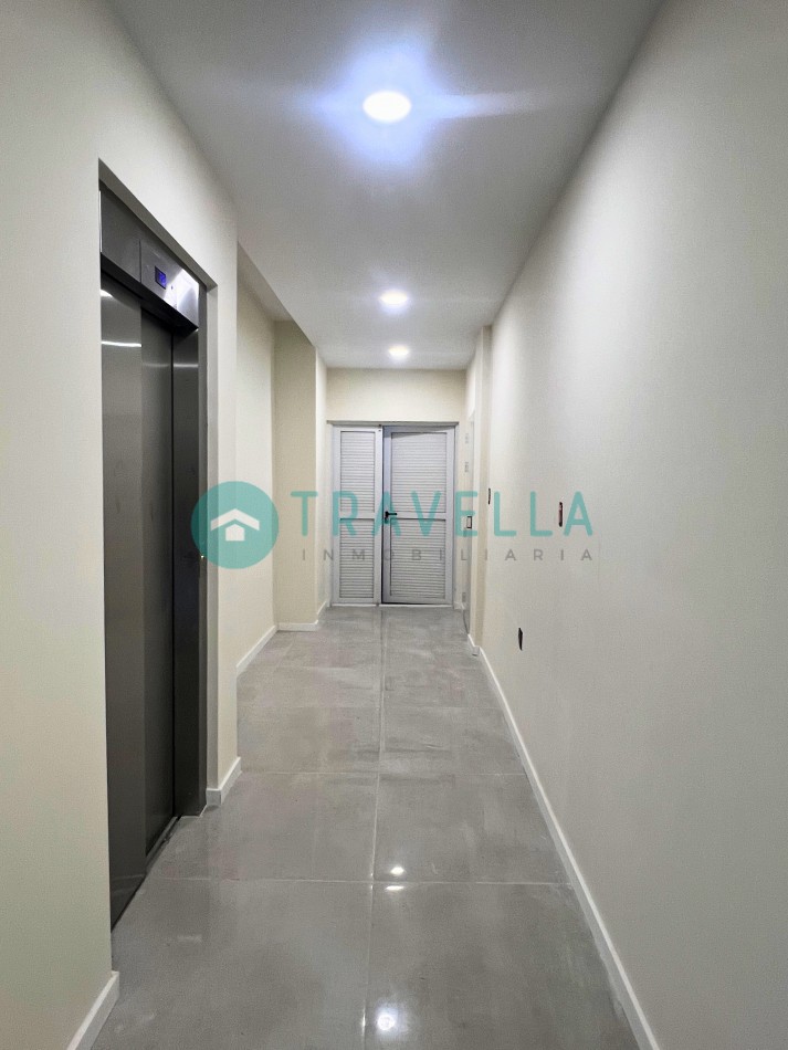 Oportunidad | 1 Dormitorio con Balcon en Venta | Suipacha 819